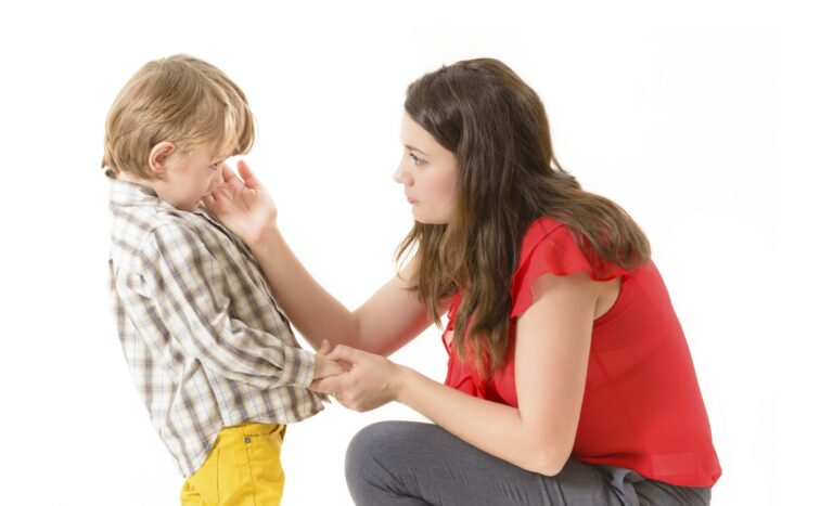 Lee más sobre el artículo Siento que mi hijo y yo no nos entendemos, pero ya no sé qué hacer